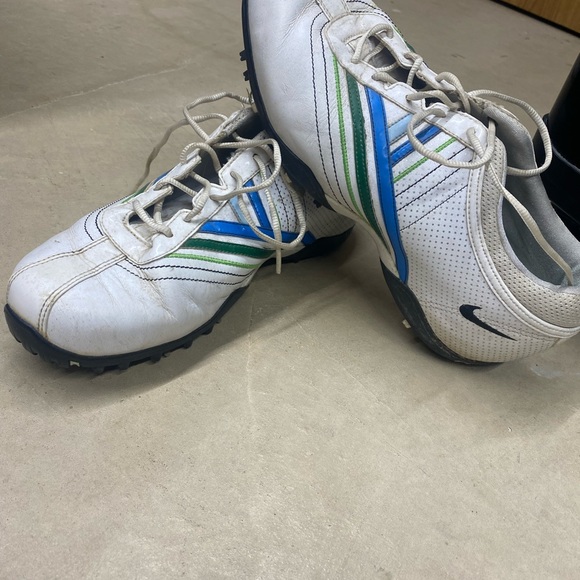 Ladies Nike Golf Shoes - Picture 1 of 3